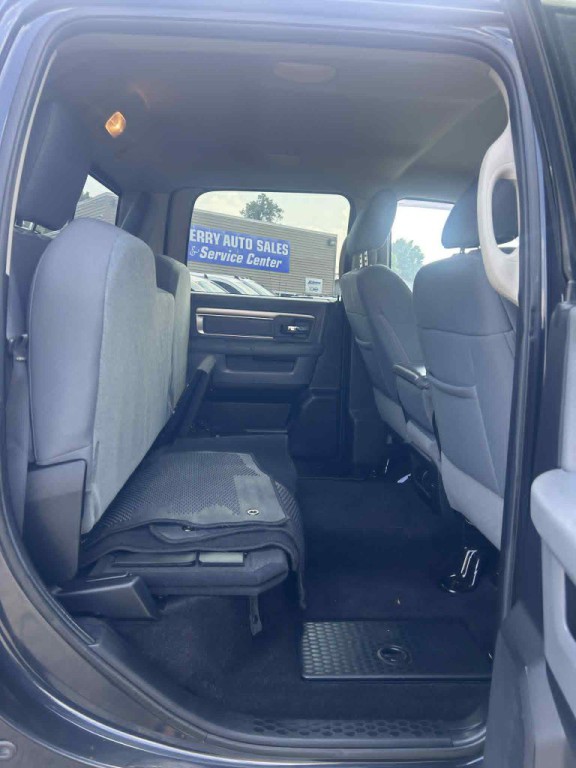 2016 RAM 2500 Image 22