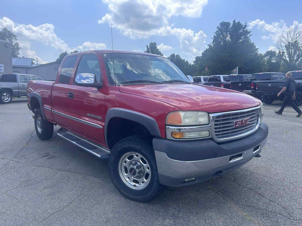 2002 GMC Sierra 2500 Image 4