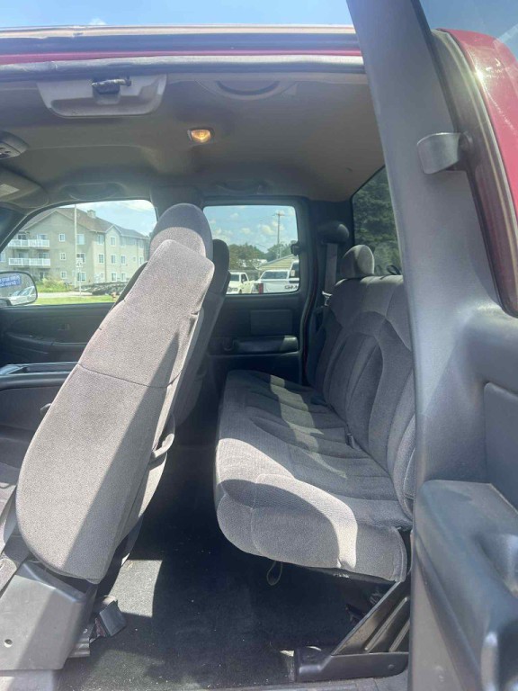2002 GMC Sierra 2500 Image 18