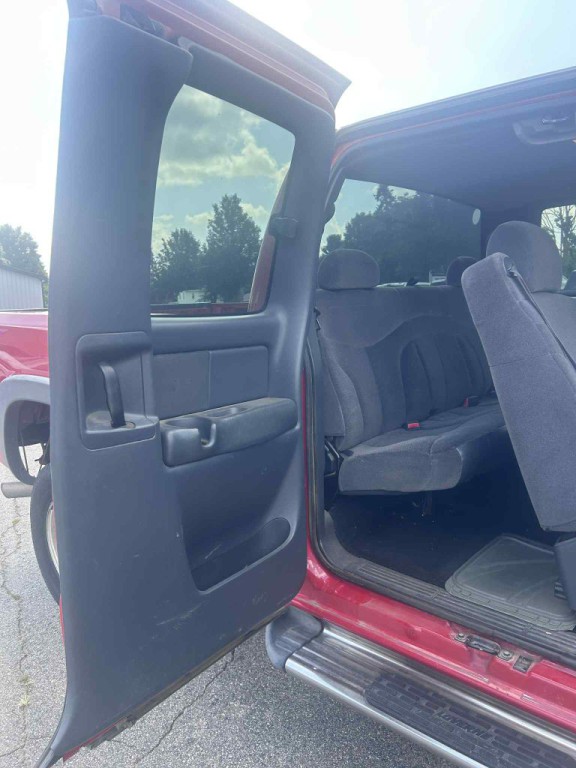 2002 GMC Sierra 2500 Image 21