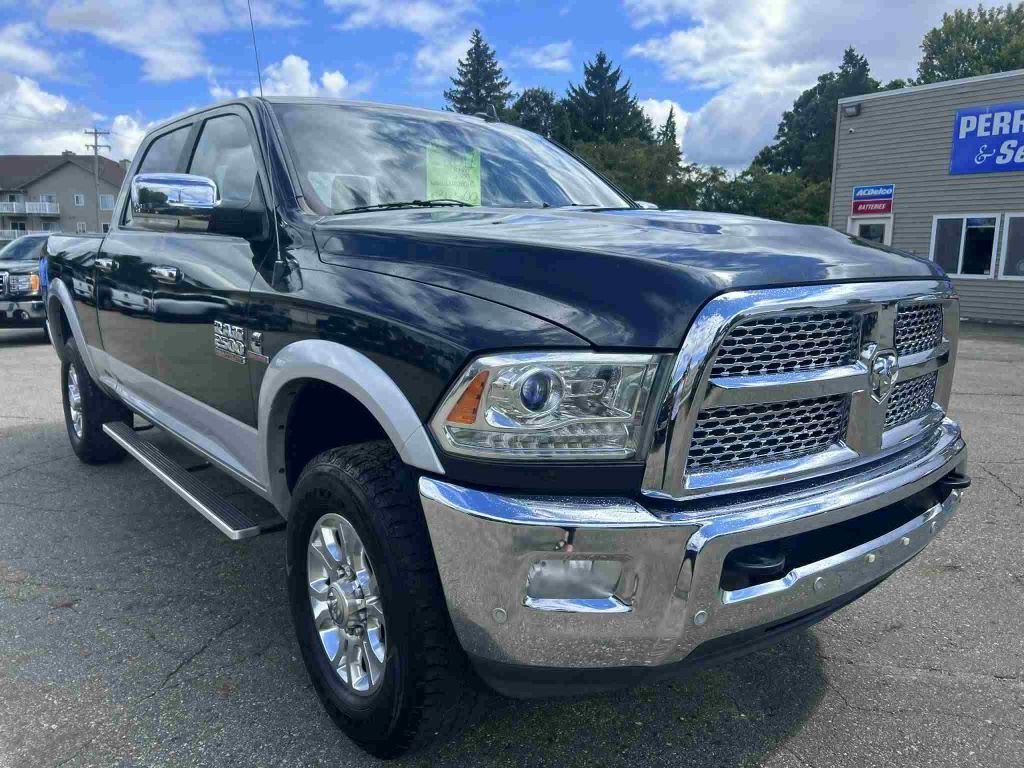 2017 RAM 2500 Image 2
