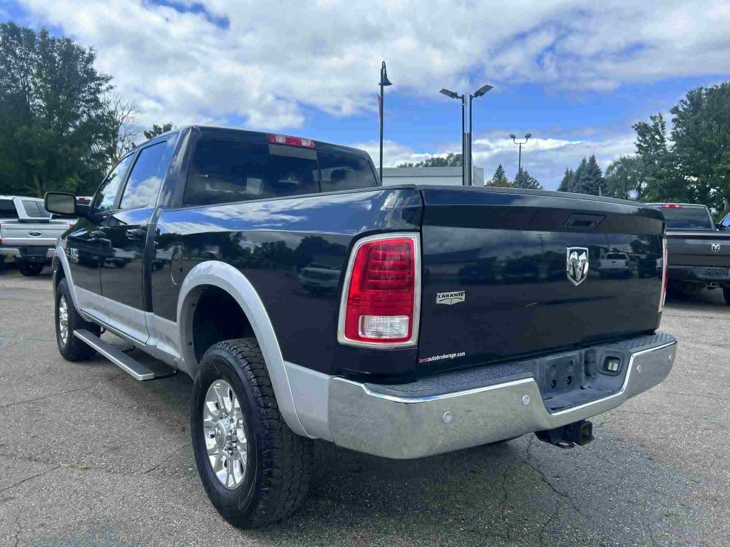 2017 RAM 2500 Image 6