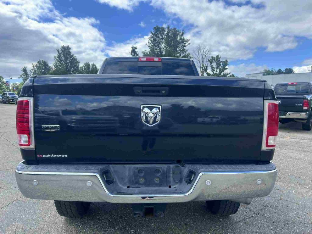 2017 RAM 2500 Image 7