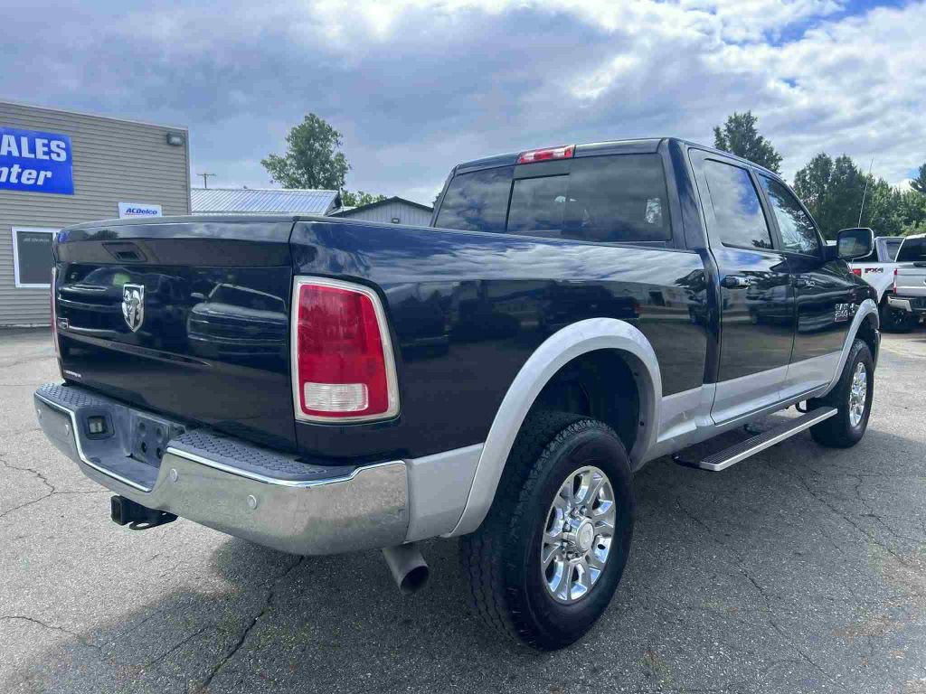 2017 RAM 2500 Image 9