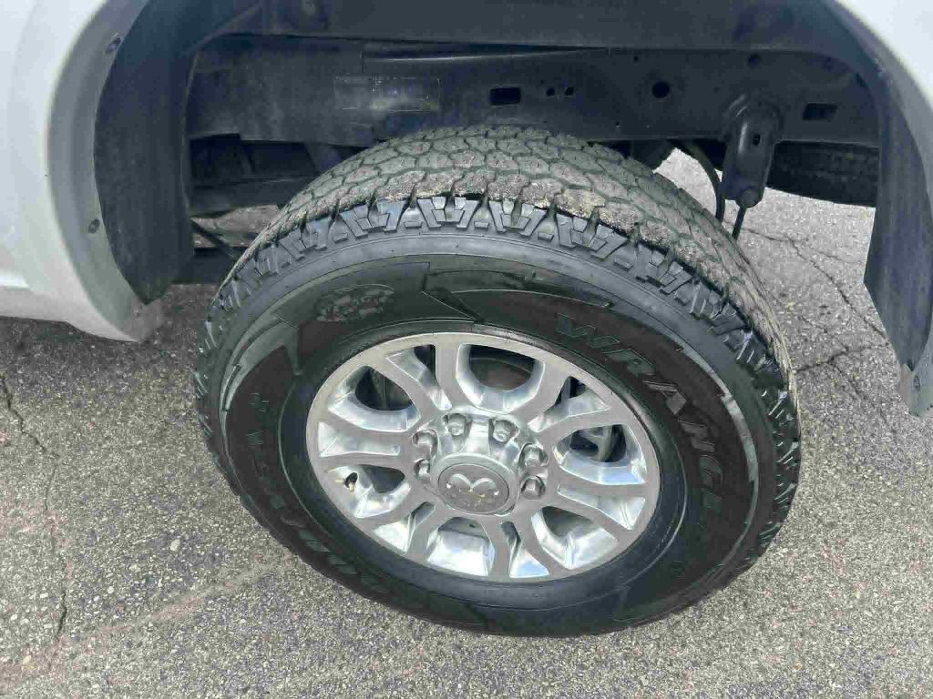 2017 RAM 2500 Image 13