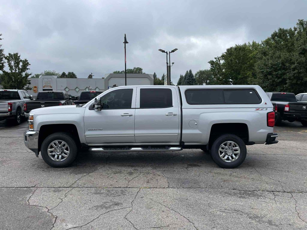 2016 Chevrolet Silverado 1500 Image 1