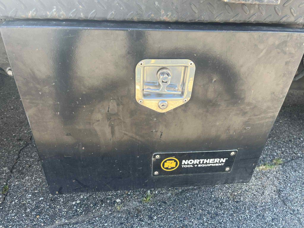 2018 GMC Sierra 3500 Image 9