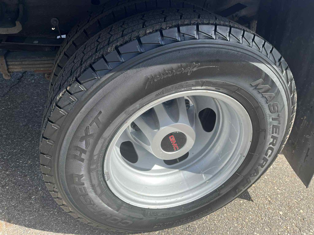 2018 GMC Sierra 3500 Image 16