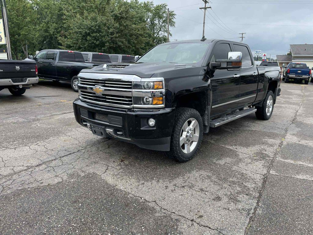 2017 Chevrolet Silverado 1500 Image 4