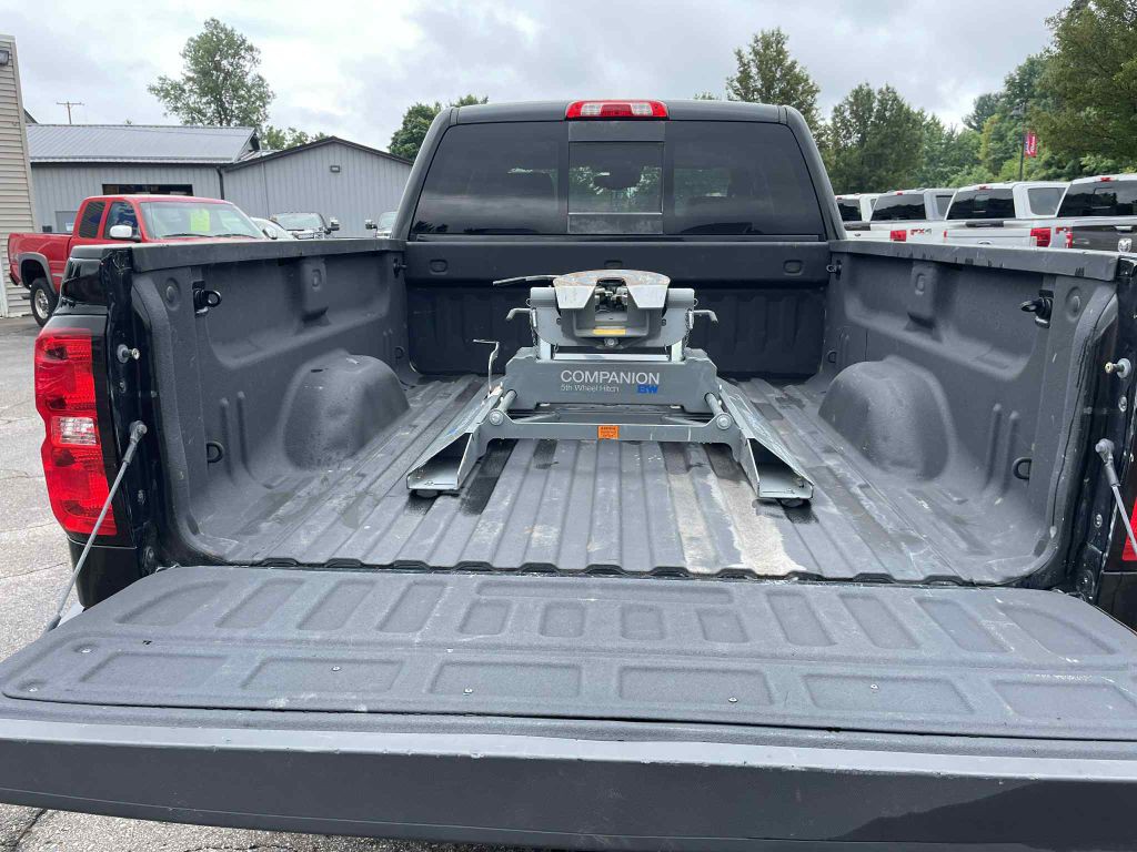 2017 Chevrolet Silverado 1500 Image 9