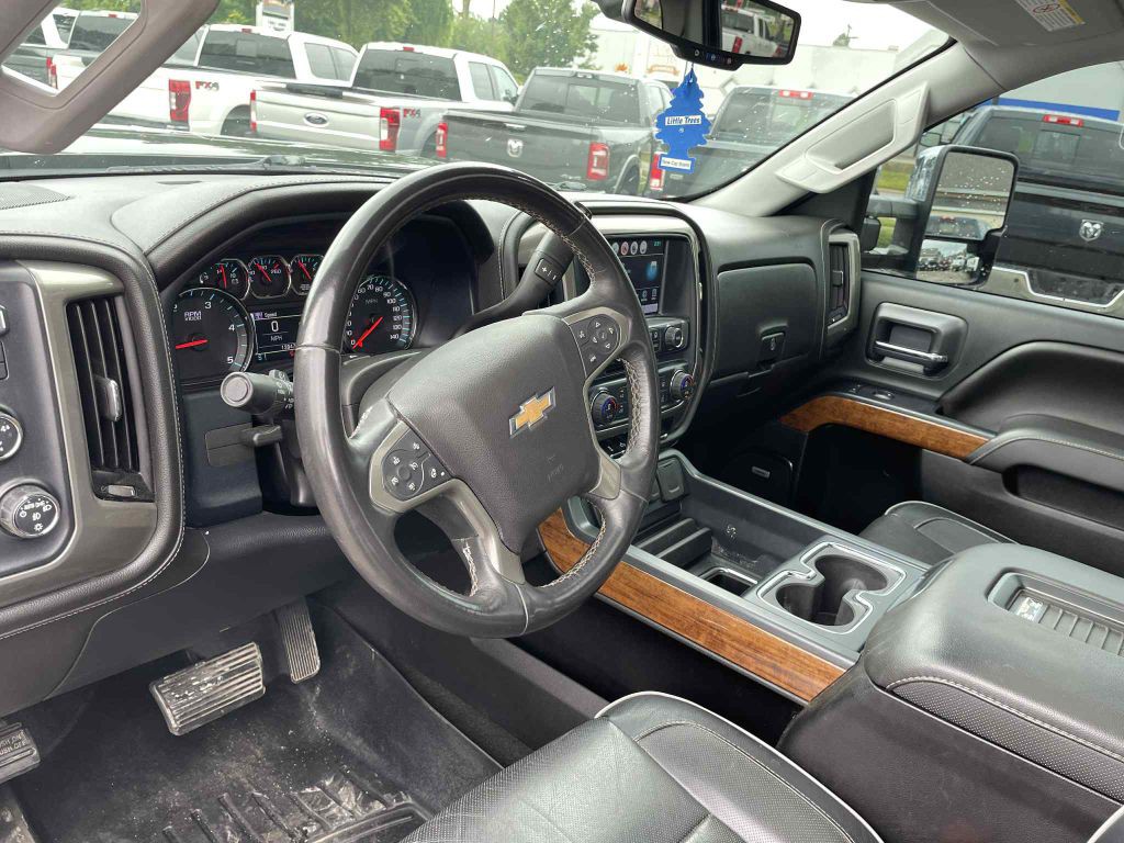2017 Chevrolet Silverado 1500 Image 16