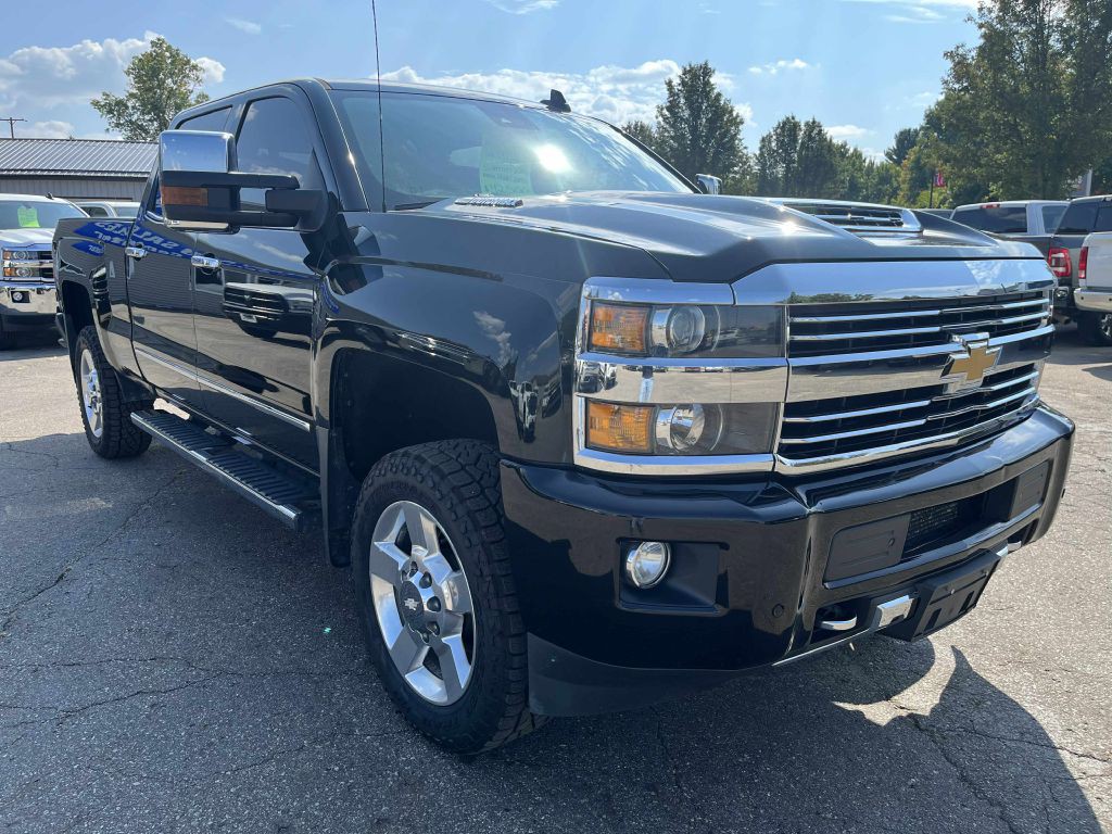 2017 Chevrolet Silverado 1500 Image 4