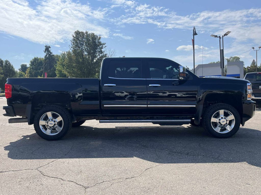 2017 Chevrolet Silverado 1500 Image 5