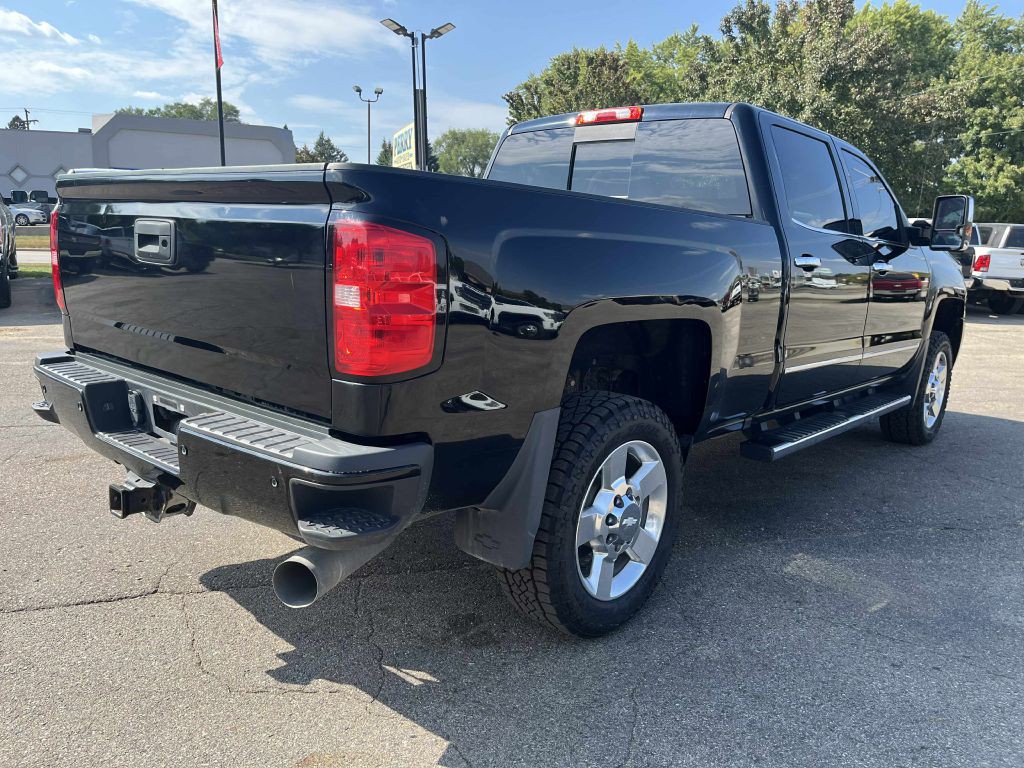 2017 Chevrolet Silverado 1500 Image 6