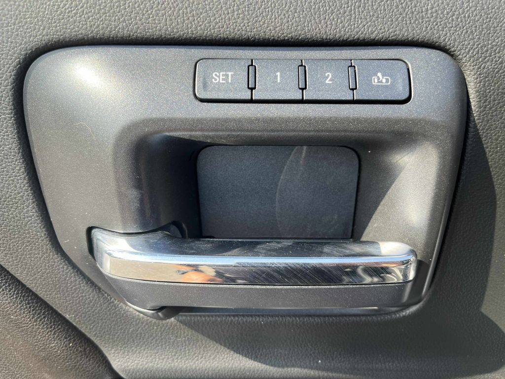 2017 Chevrolet Silverado 1500 Image 21