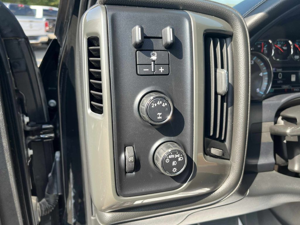 2017 Chevrolet Silverado 1500 Image 22