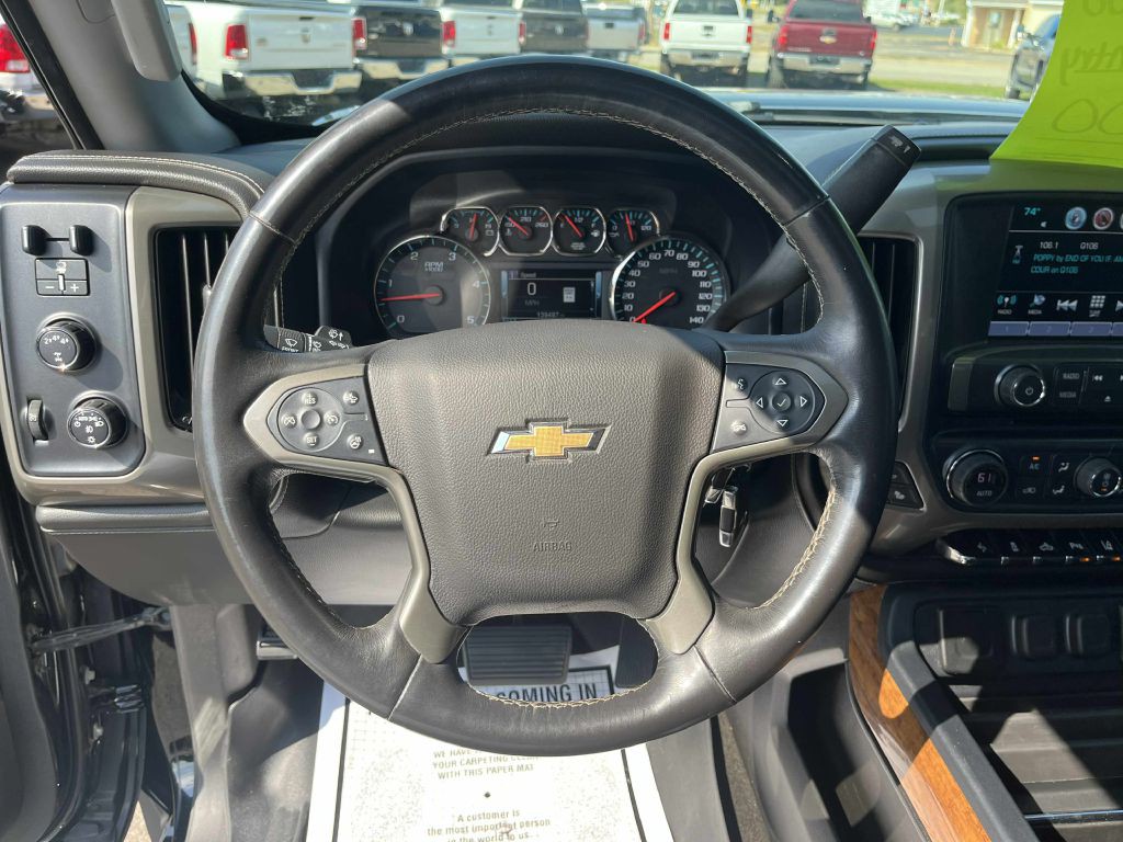 2017 Chevrolet Silverado 1500 Image 24