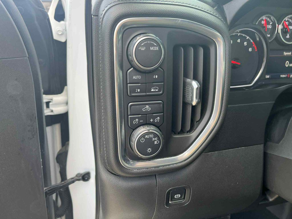 2020 Chevrolet Silverado 1500 Image 18