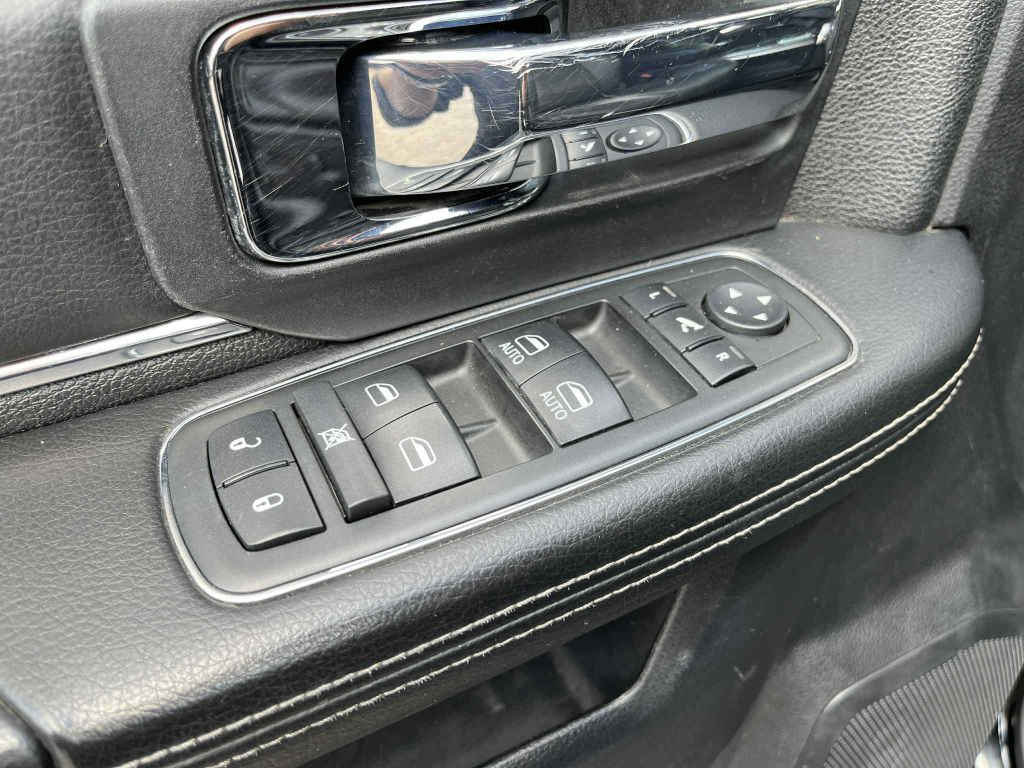 2014 RAM 2500 Image 14