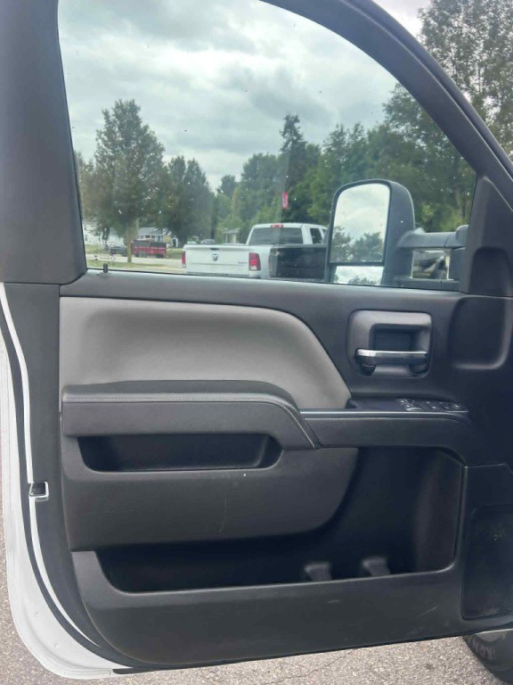 2015 Chevrolet Silverado 1500 Image 18