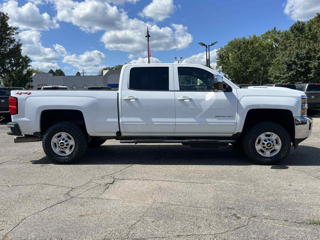 2018 Chevrolet Silverado 1500 Image 5