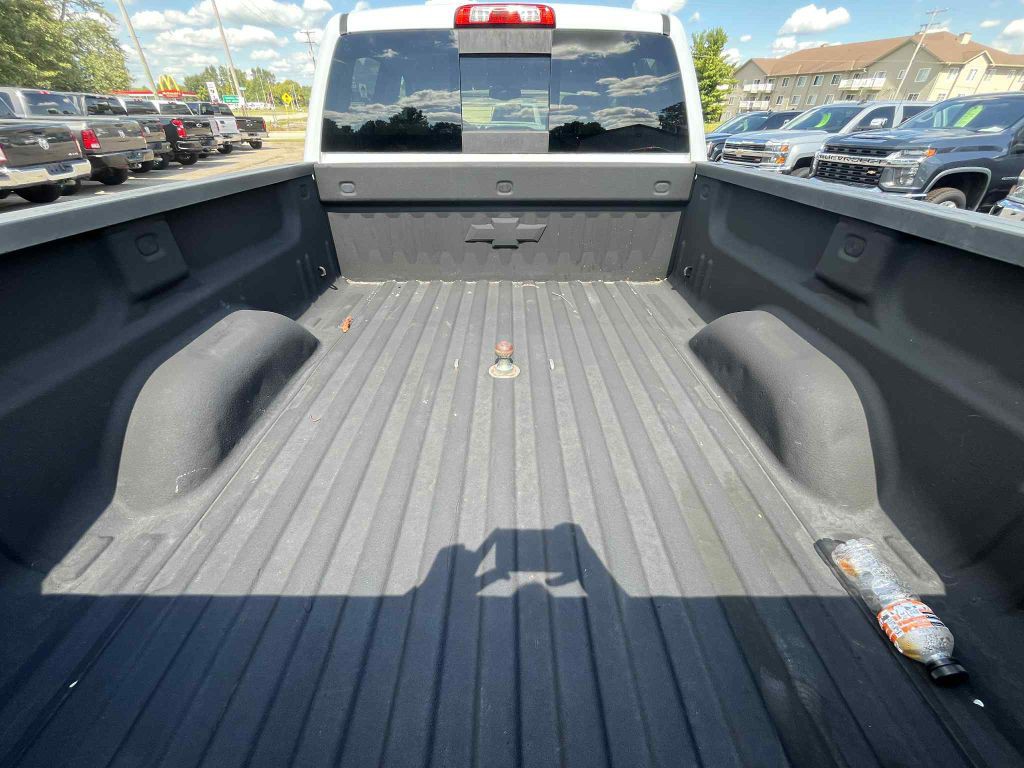 2018 Chevrolet Silverado 1500 Image 8