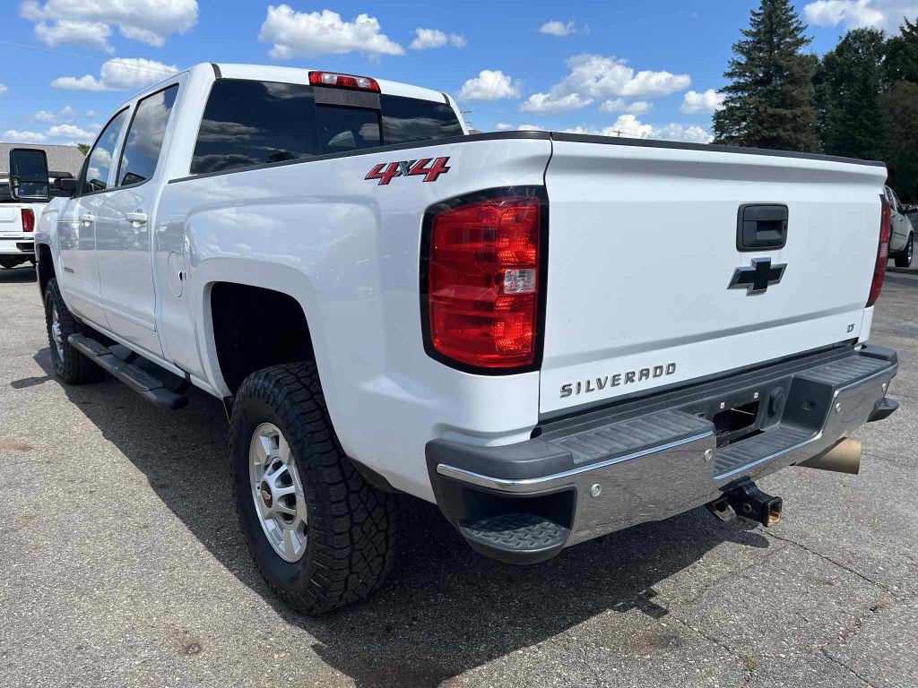 2018 Chevrolet Silverado 1500 Image 9