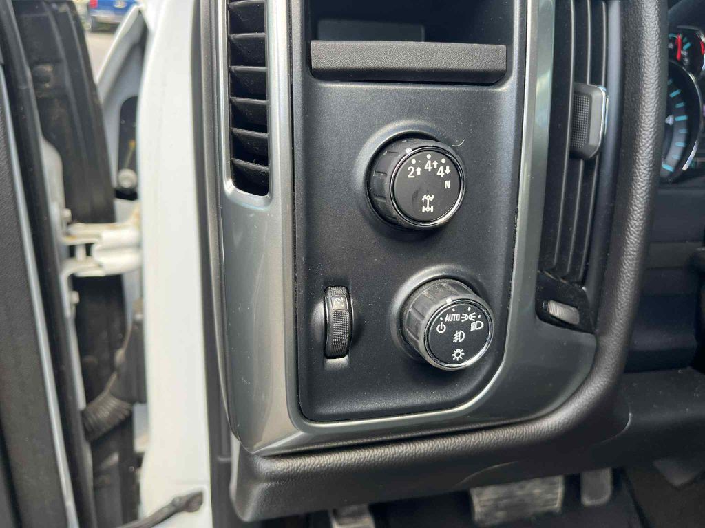 2018 Chevrolet Silverado 1500 Image 20