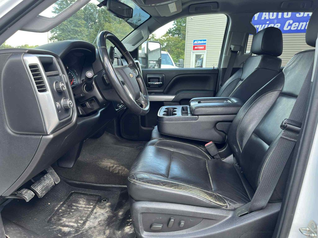 2018 Chevrolet Silverado 1500 Image 26