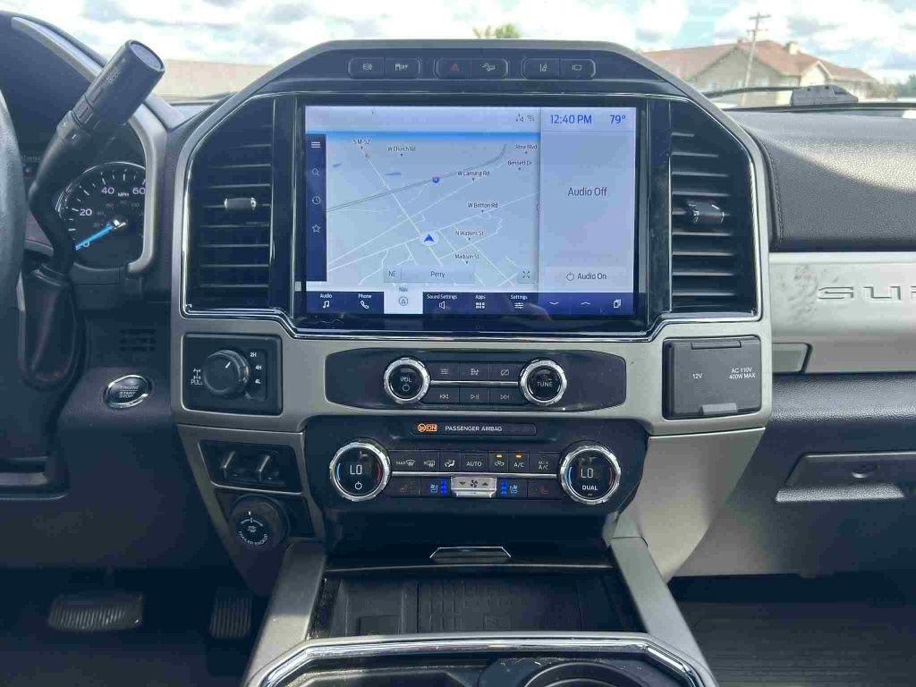 2022 Ford F-350 Image 24