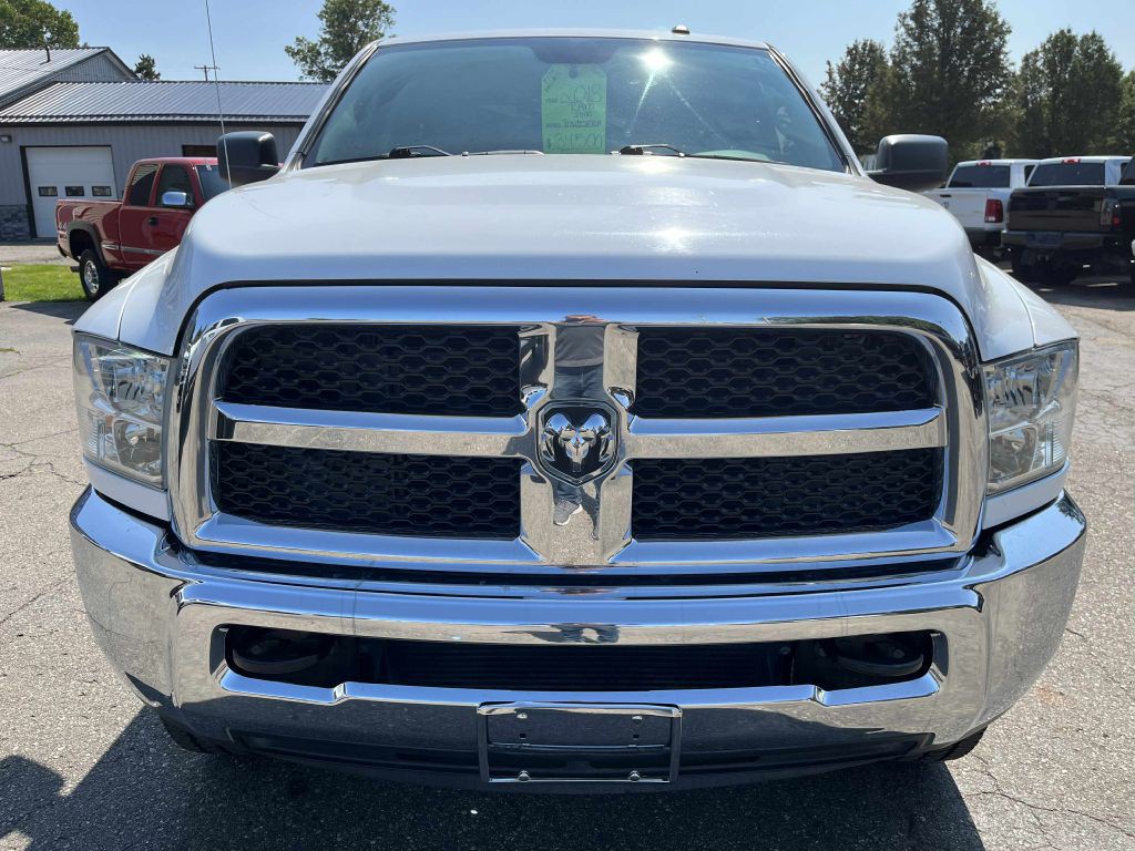 2018 RAM 2500 Image 3