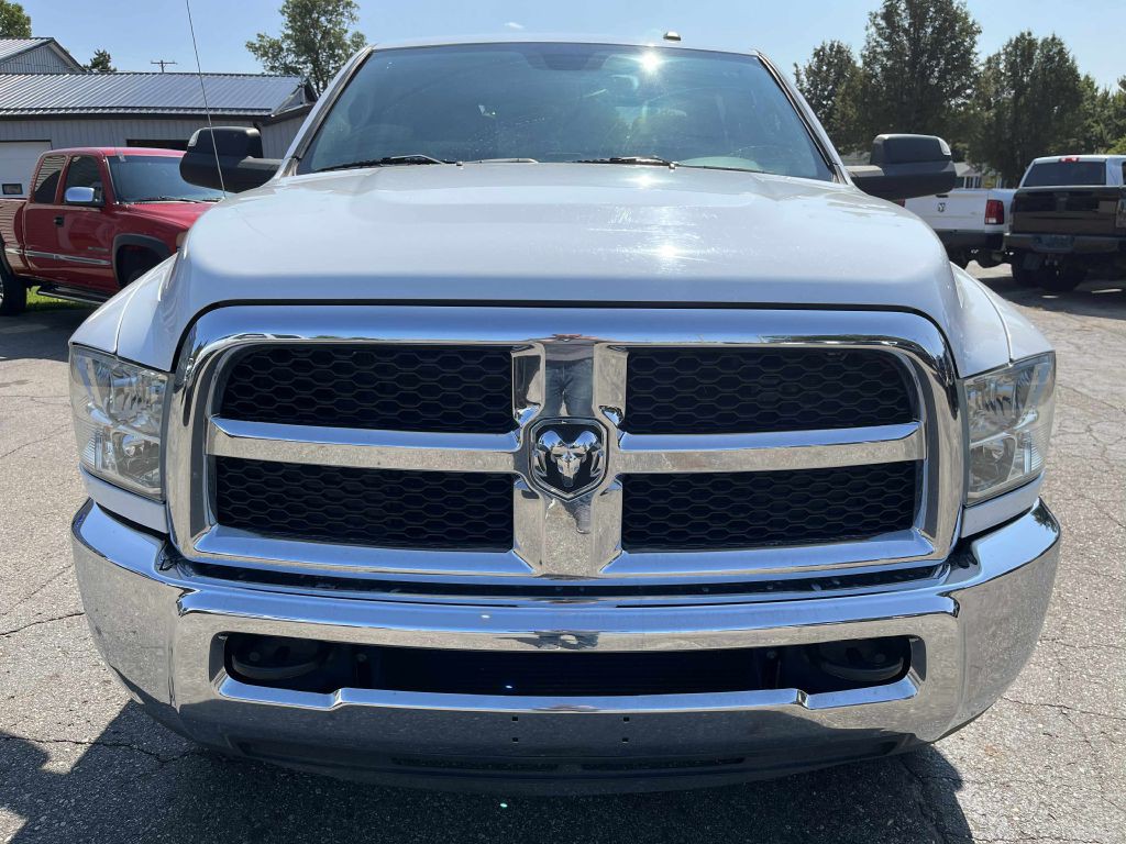 2018 RAM 2500 Image 3