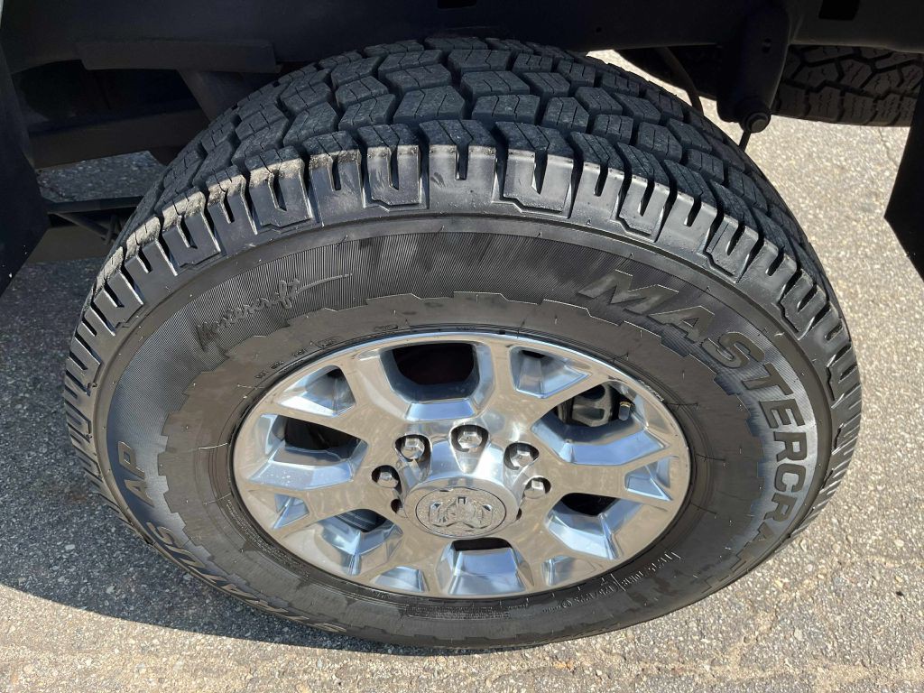 2018 RAM 2500 Image 17
