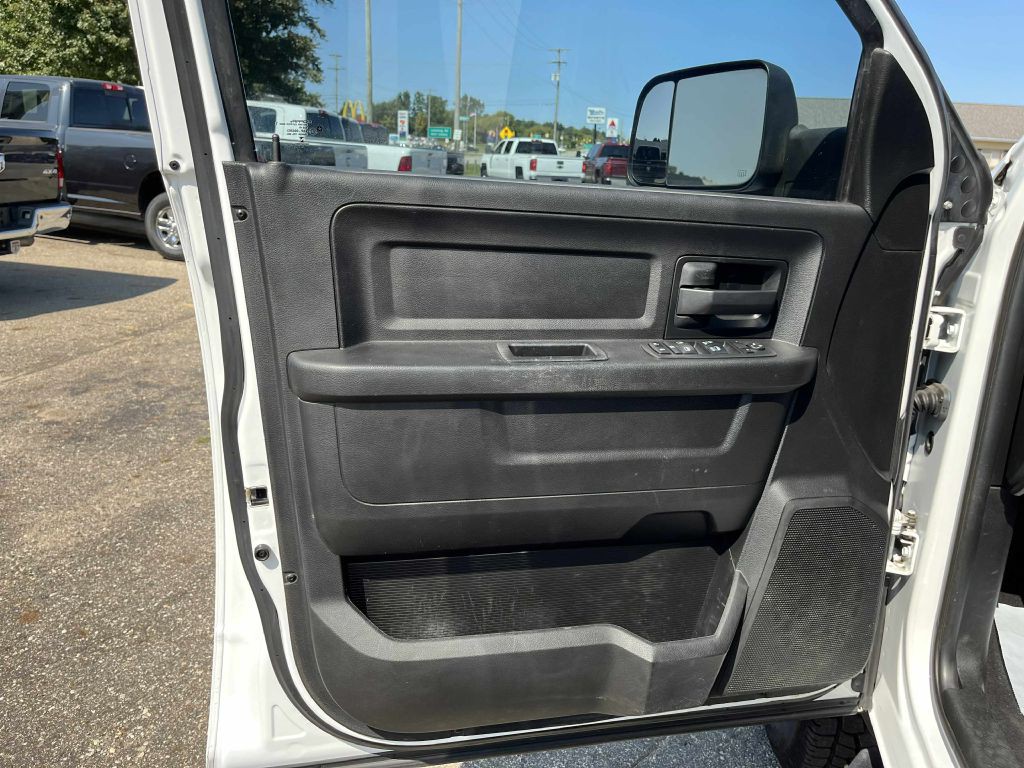 2018 RAM 2500 Image 18