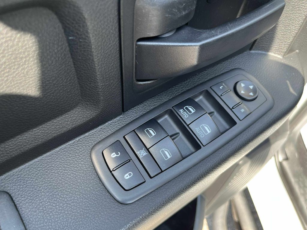 2018 RAM 2500 Image 19