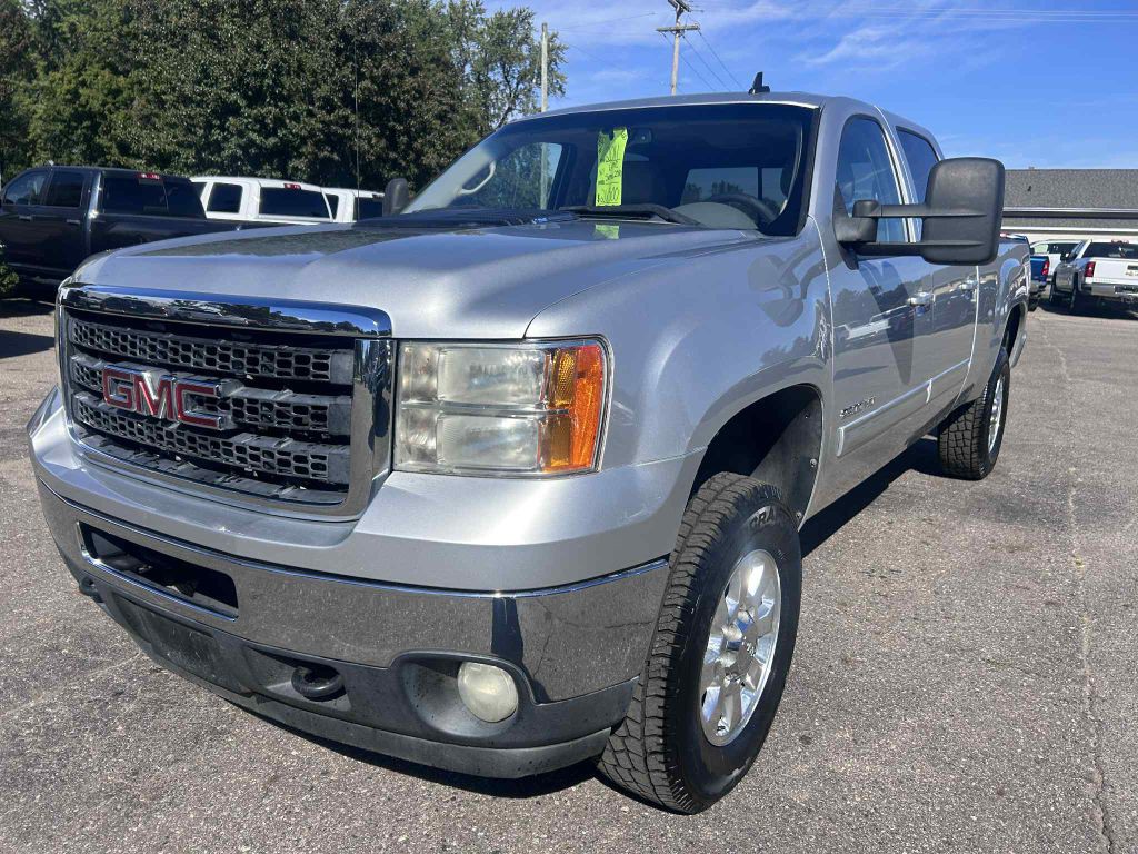2011 GMC Sierra 2500 Image 4