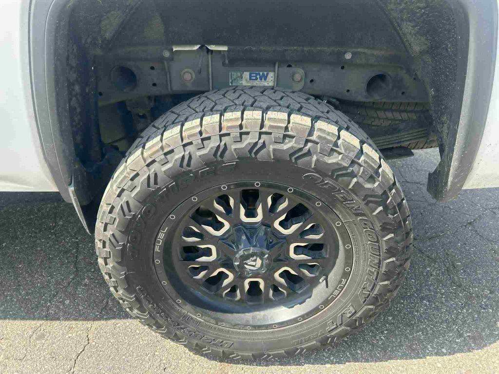 2018 GMC Sierra 2500 Image 12