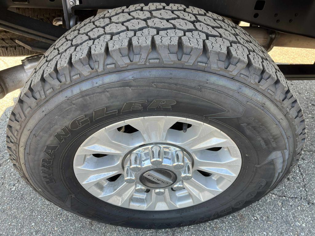 2022 Ford F-250 Image 12