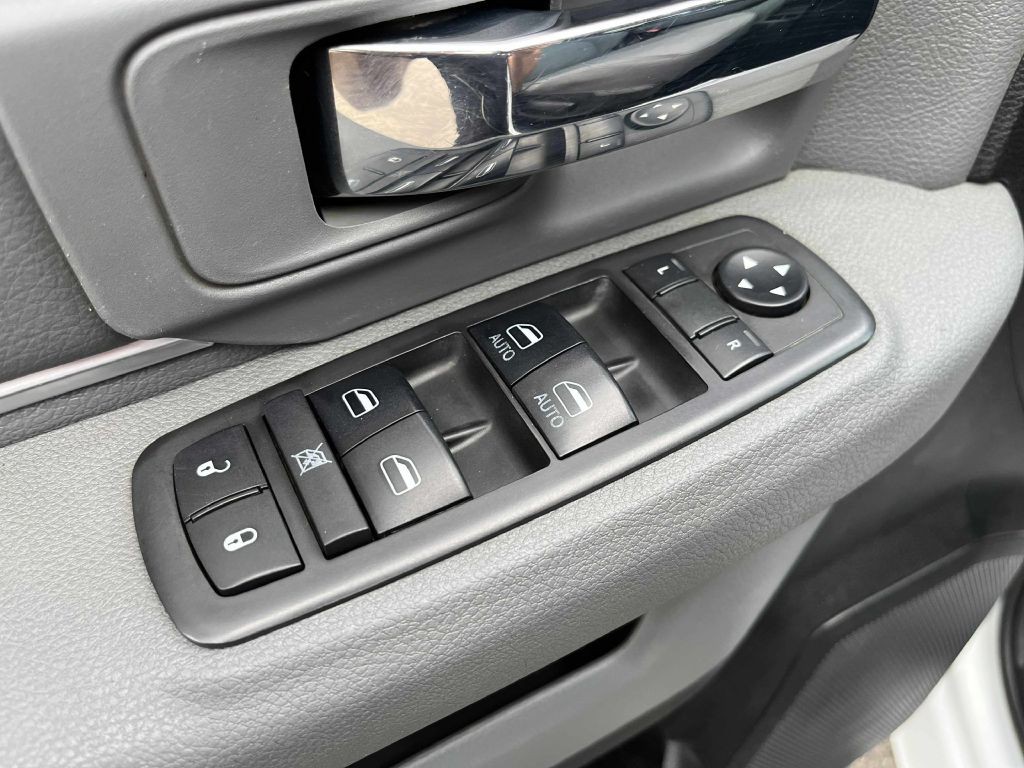 2018 RAM 2500 Image 19