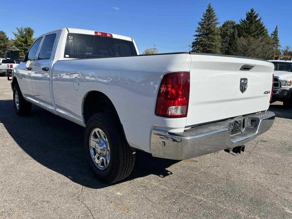 2014 RAM 2500 Image 9