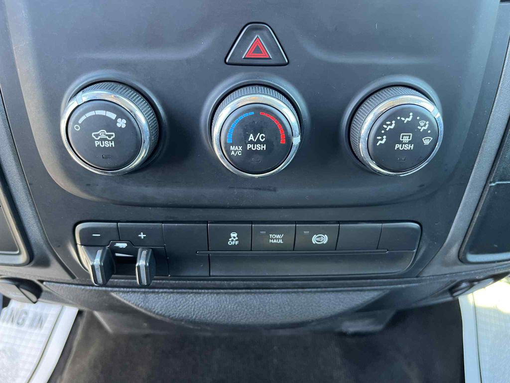 2014 RAM 2500 Image 23