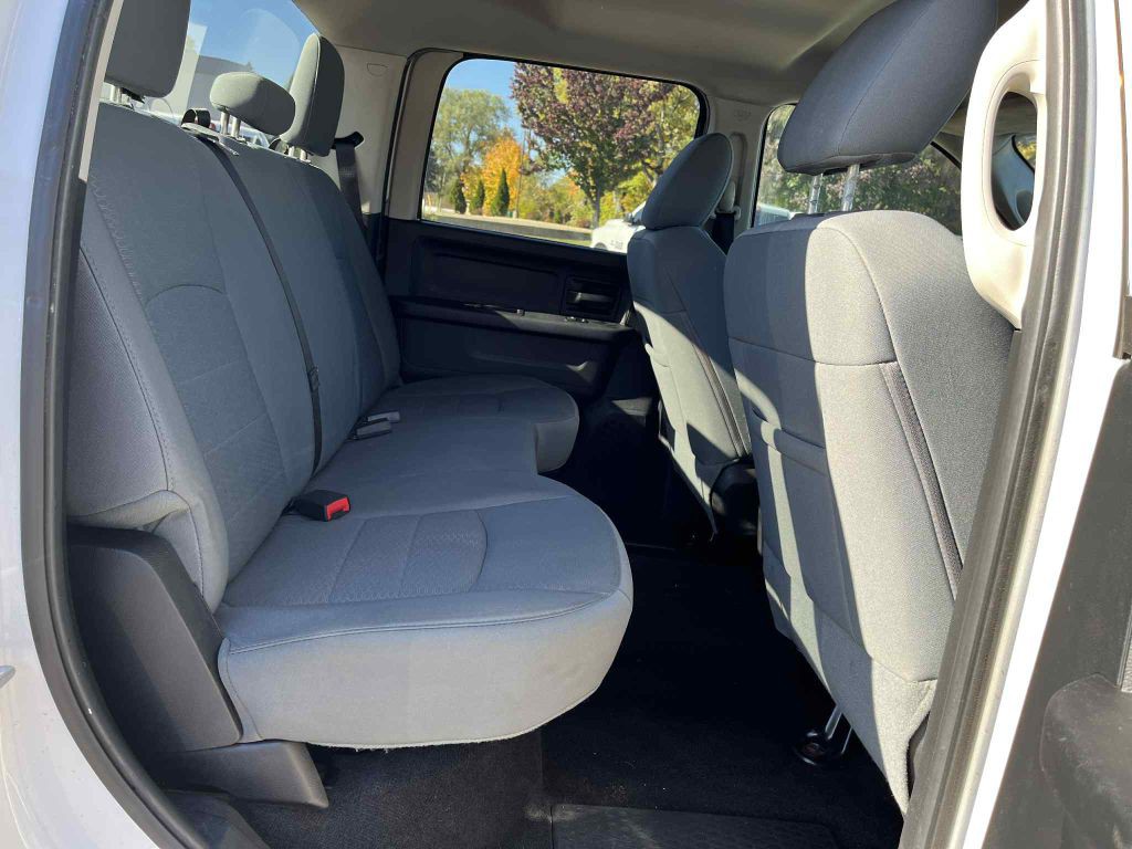 2014 RAM 2500 Image 28