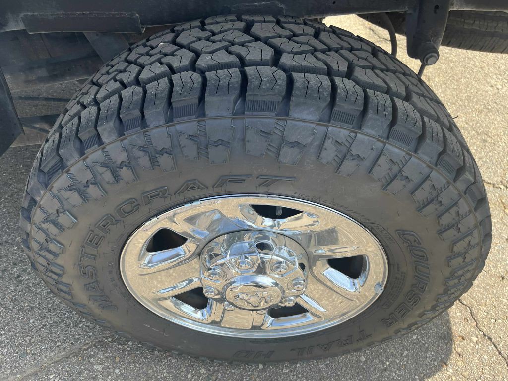 2021 RAM 2500 Image 14