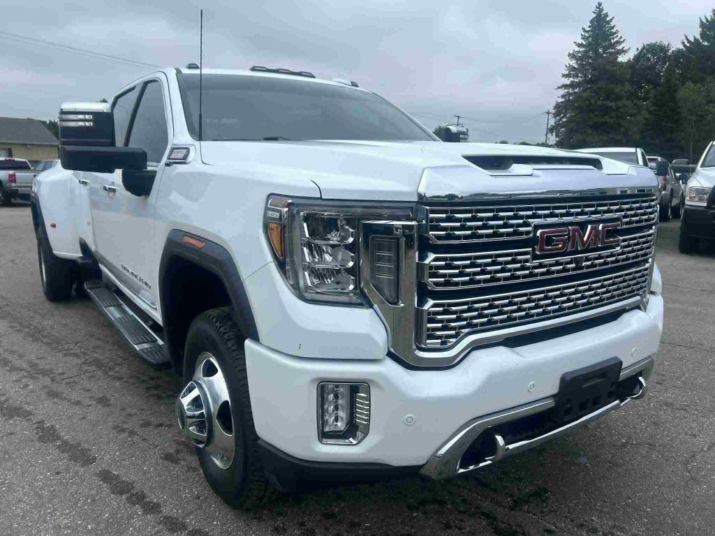 2020 GMC Sierra 3500 Image 2
