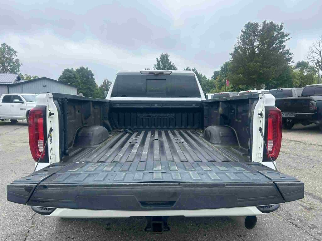 2020 GMC Sierra 3500 Image 9