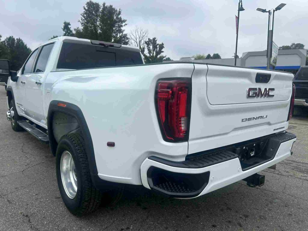 2020 GMC Sierra 3500 Image 10