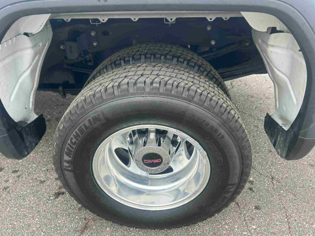 2020 GMC Sierra 3500 Image 14