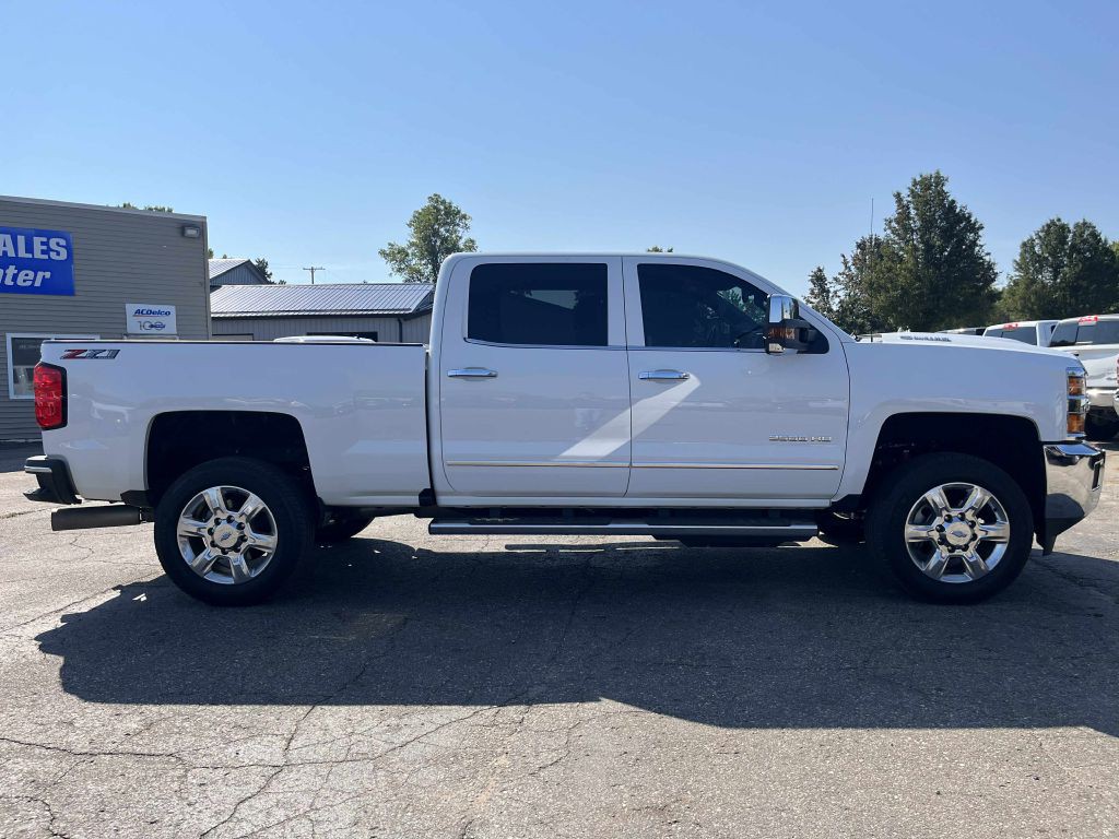 2018 Chevrolet Silverado 1500 Image 5
