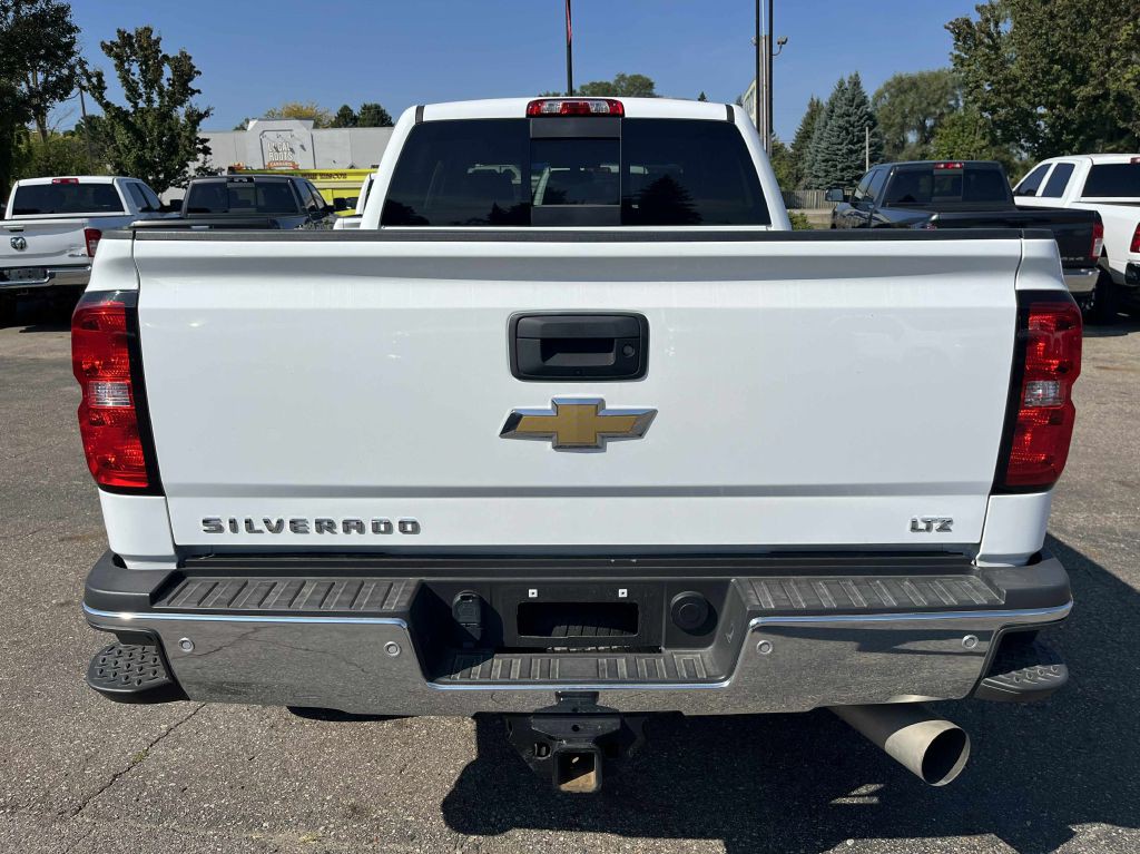 2018 Chevrolet Silverado 1500 Image 7