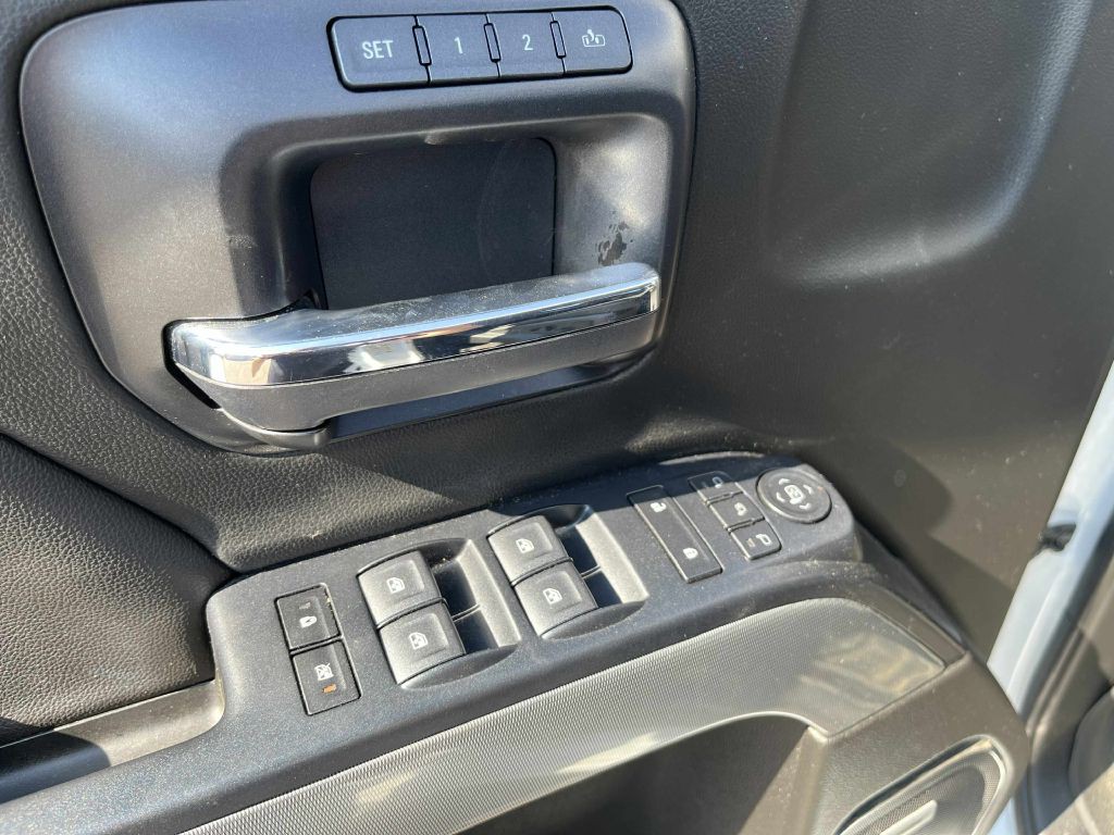 2018 Chevrolet Silverado 1500 Image 19